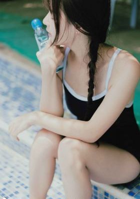 局长揉着秘书的乳h文