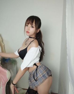 动漫男女互操