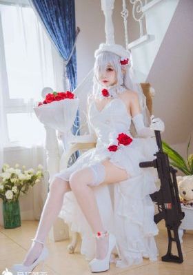 美女脱一干二净