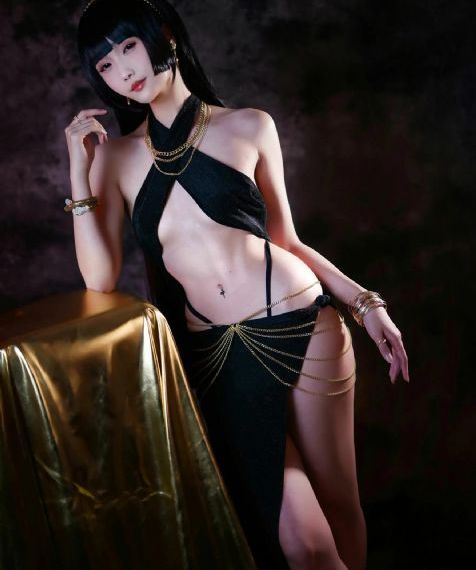从天而降的女子