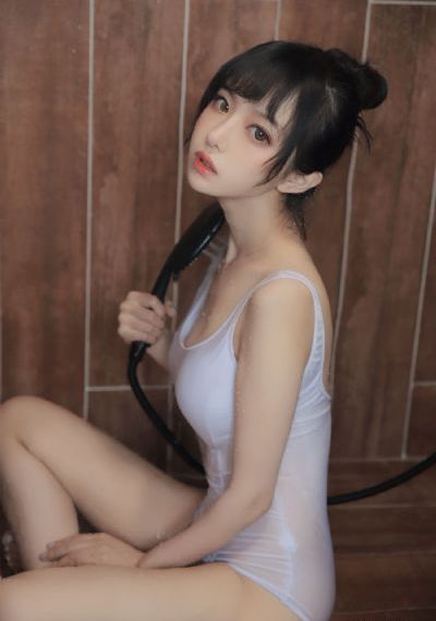 老头吃老头j8视older播放