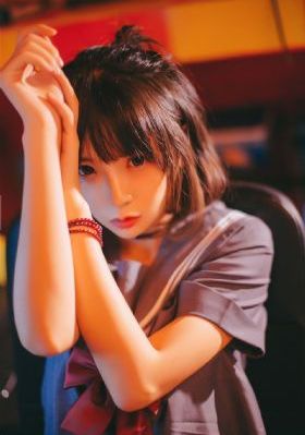 《吊带袜天使》