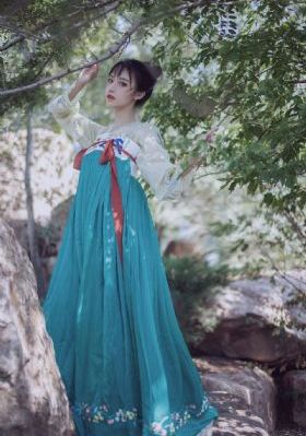 鬼玩人崛起免费完整版