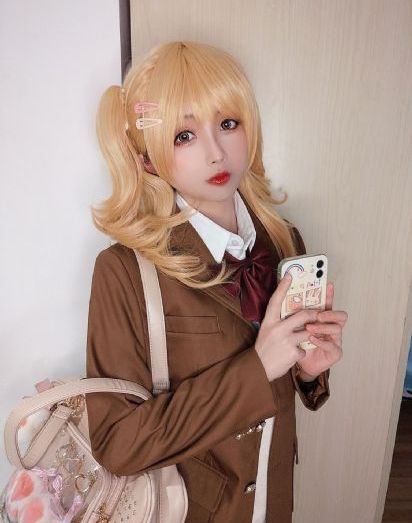 韩国三级漂亮的女朋友