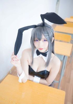 年轻的妈妈免费在线观看